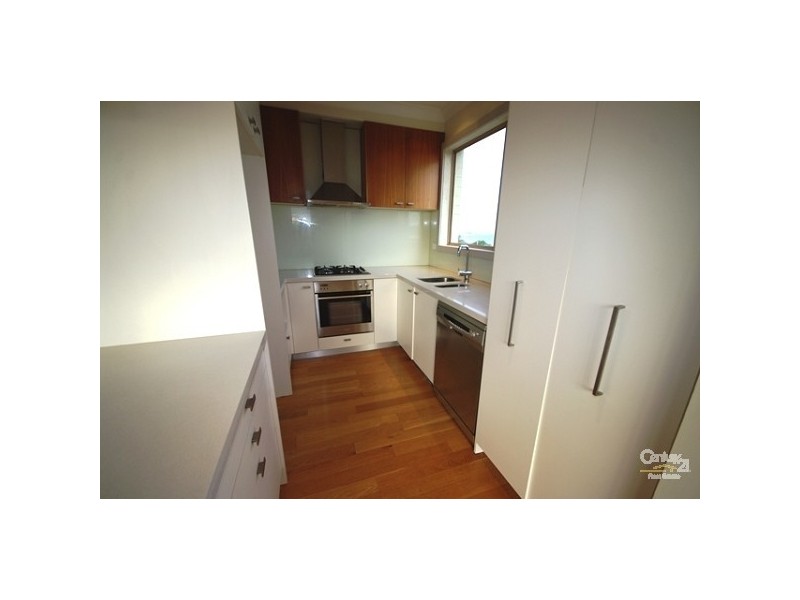 2/58 Beach Road, Mentone VIC 3194