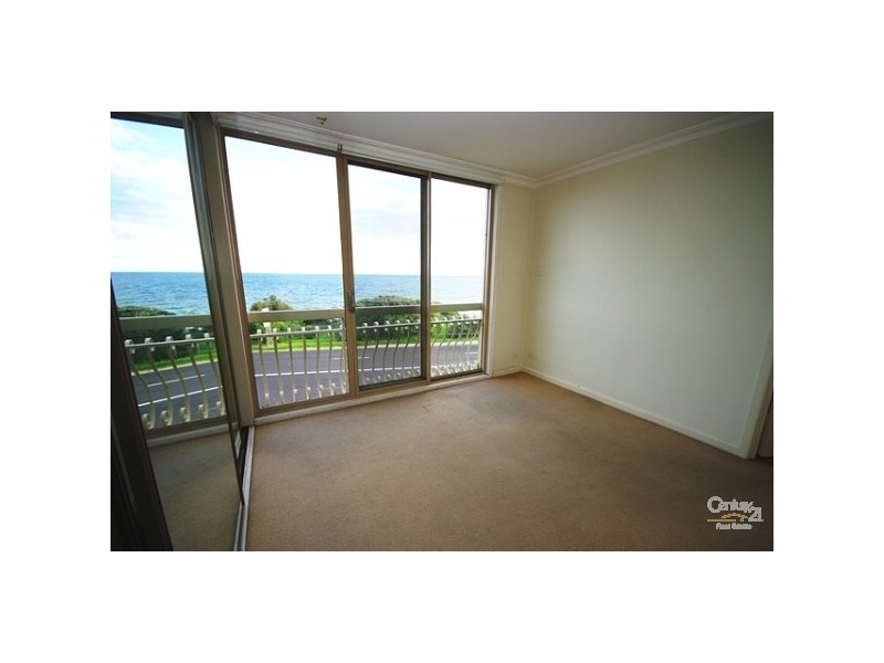 2/58 Beach Road, Mentone VIC 3194