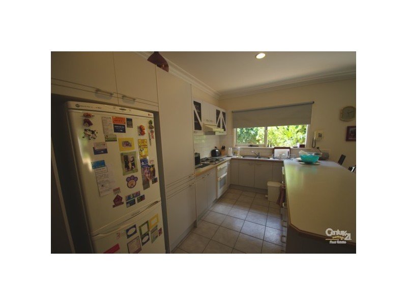 2/34 Hall Street, Mckinnon VIC 3204