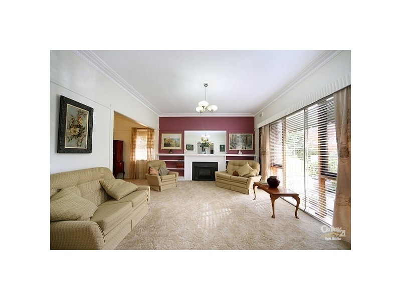 16 Seaview Avenue, Bentleigh VIC 3204