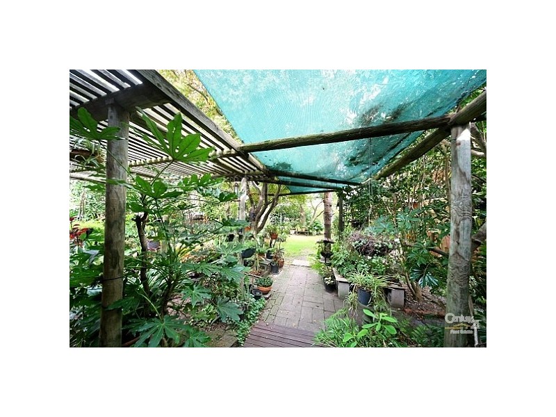 16 Seaview Avenue, Bentleigh VIC 3204