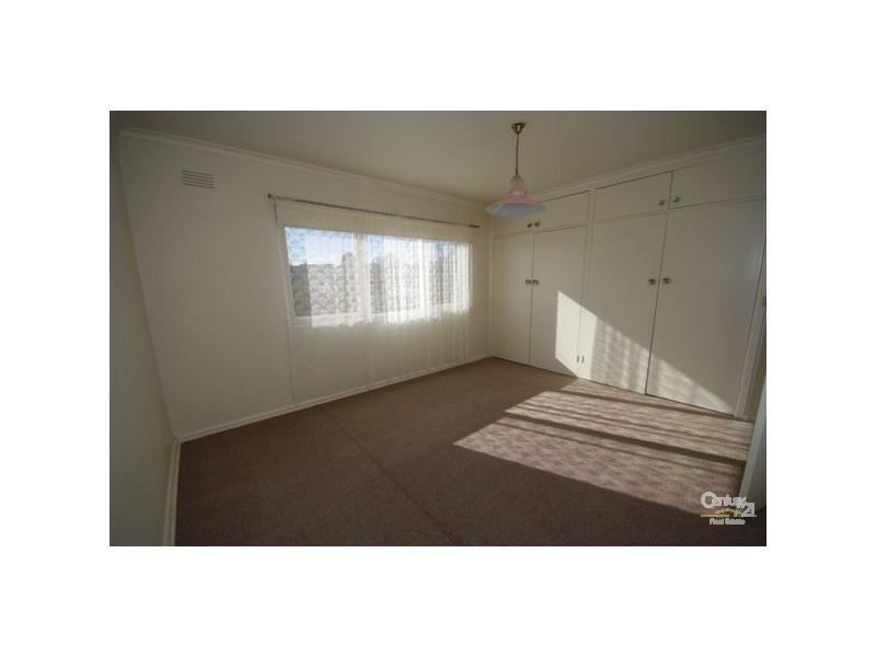 8/21 Bent Street, Bentleigh VIC 3204