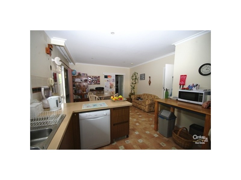 77 Wright Street, Mckinnon VIC 3204