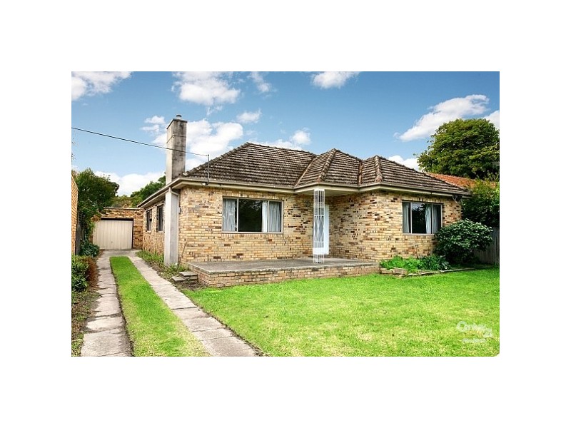 11 Evesham Road, Cheltenham VIC 3192