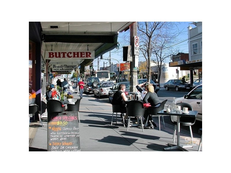 11 Evesham Road, Cheltenham VIC 3192