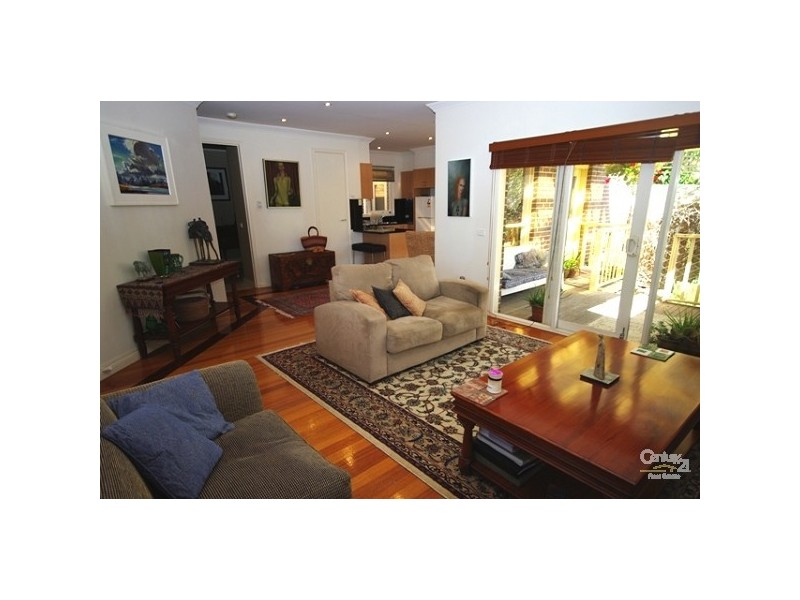 2/21 Rebecca Road, Malvern East VIC 3145