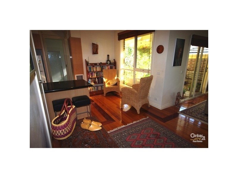 2/21 Rebecca Road, Malvern East VIC 3145