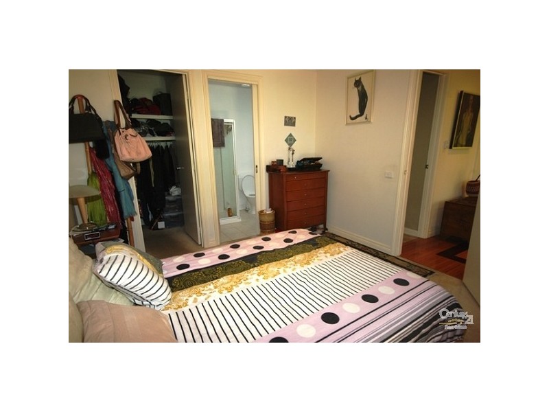 2/21 Rebecca Road, Malvern East VIC 3145