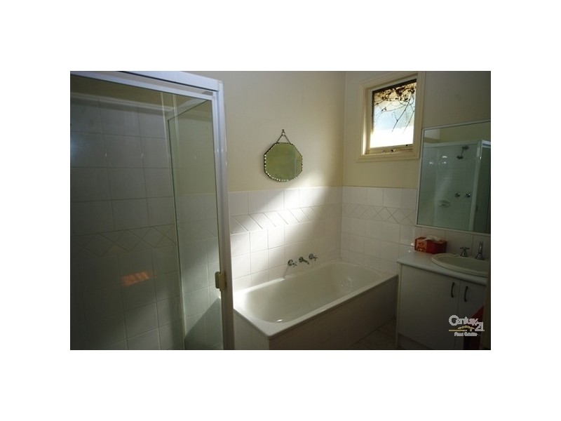 2/21 Rebecca Road, Malvern East VIC 3145