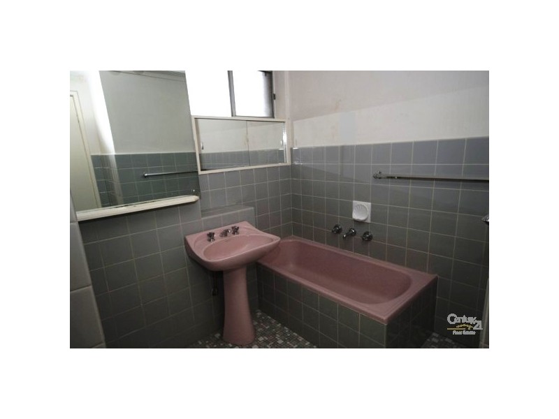 4/21 Tiuna Grove, Elwood VIC 3184