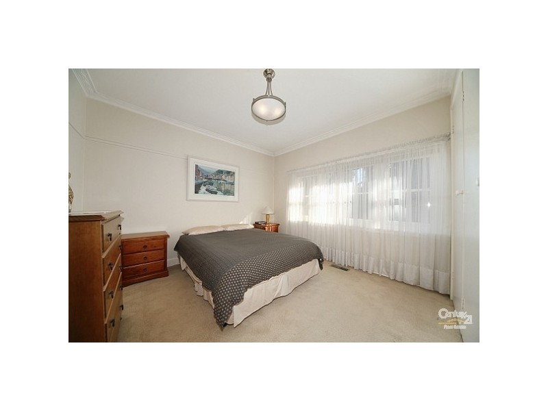 1/12 Jean Street, Mckinnon VIC 3204