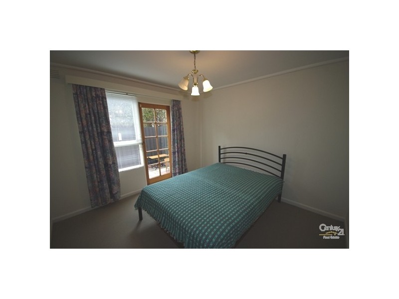 2/16 Marara Road, Caulfield South VIC 3162