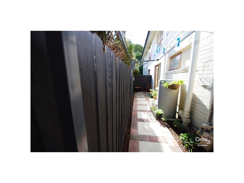 2/16 Marara Road, Caulfield South VIC 3162