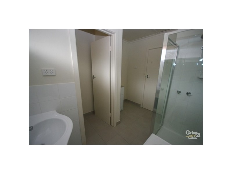 4/14 Moore Avenue, Clayton South VIC 3169