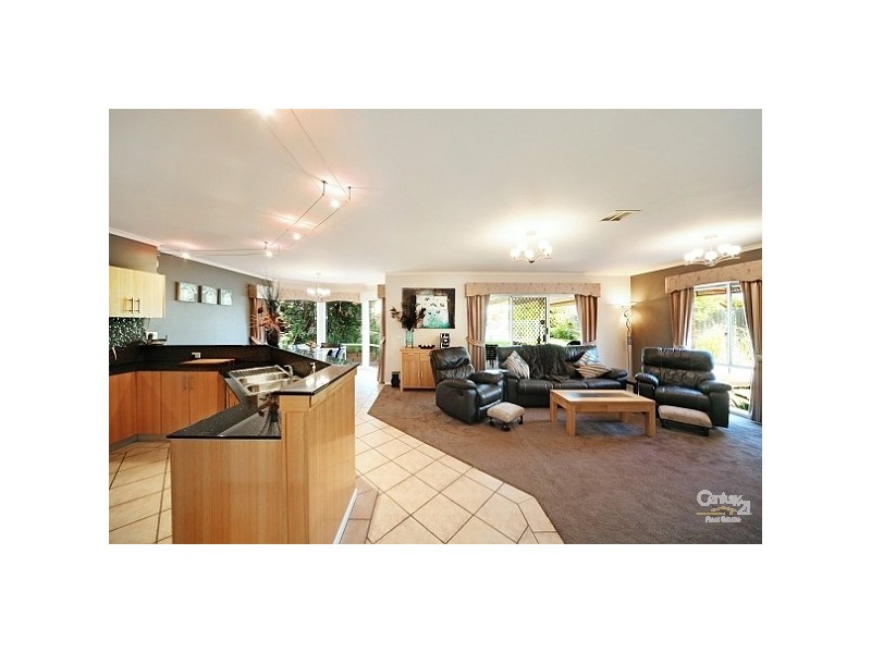 10 Park View Drive, Carnegie VIC 3163