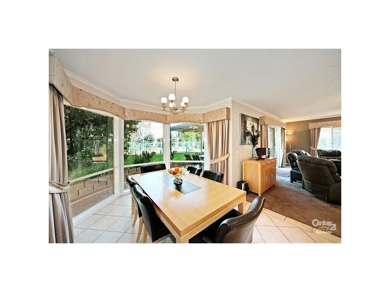 10 Park View Drive, Carnegie VIC 3163