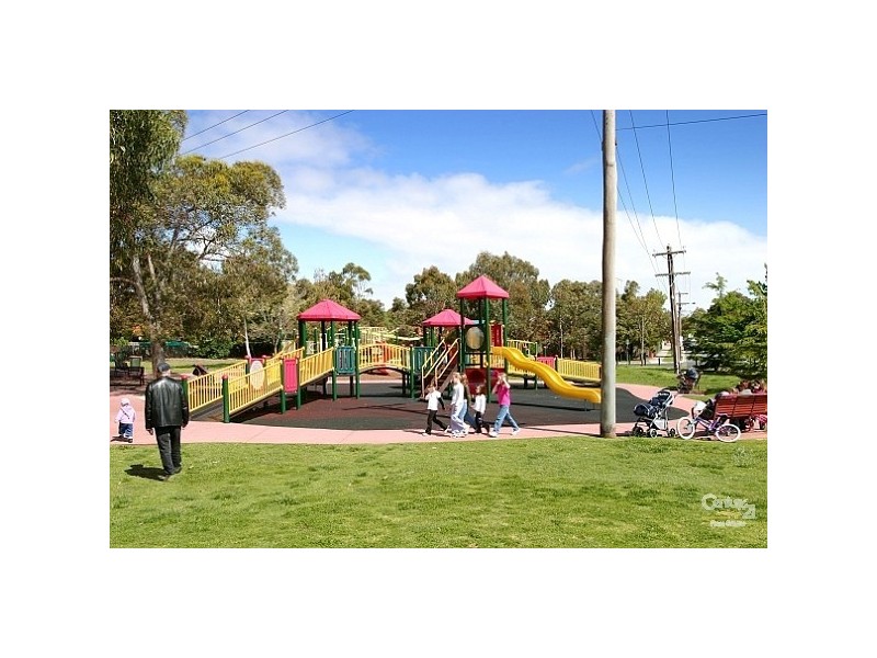 4 Anstee Grove, Bentleigh VIC 3204