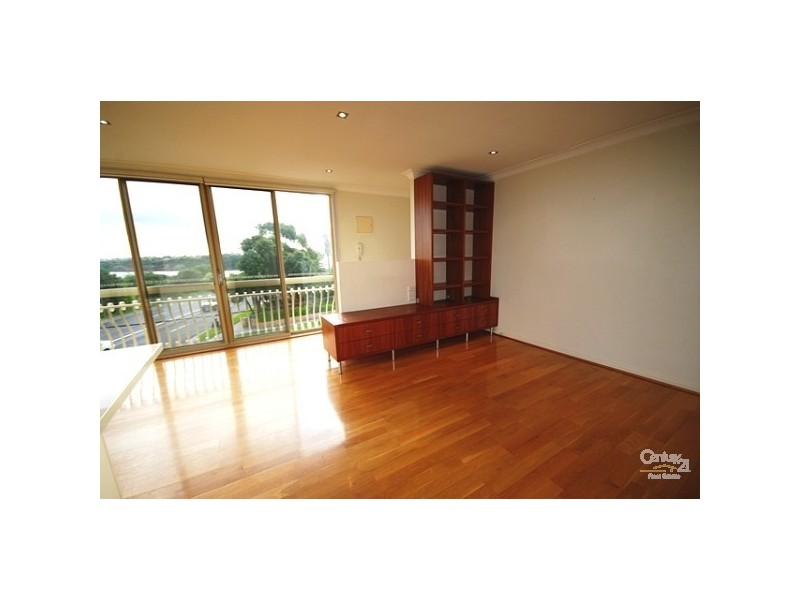 2/58 Beach Road, Mentone VIC 3194