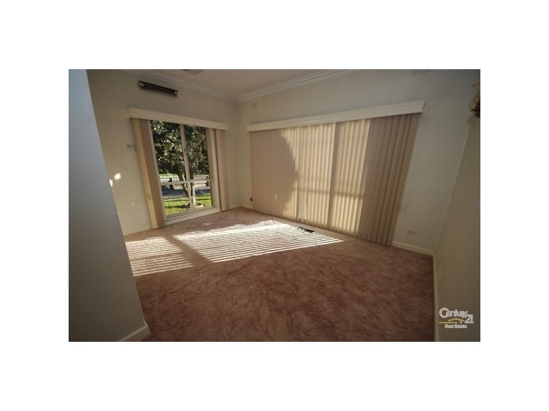 6 Clarence Street, Bentleigh East VIC 3165