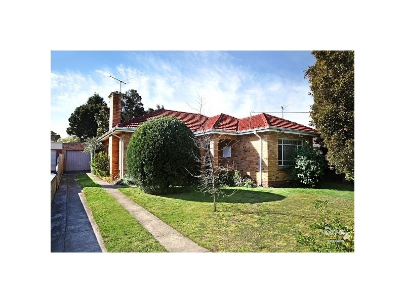 33 Beddoe Avenue, Bentleigh East VIC 3165