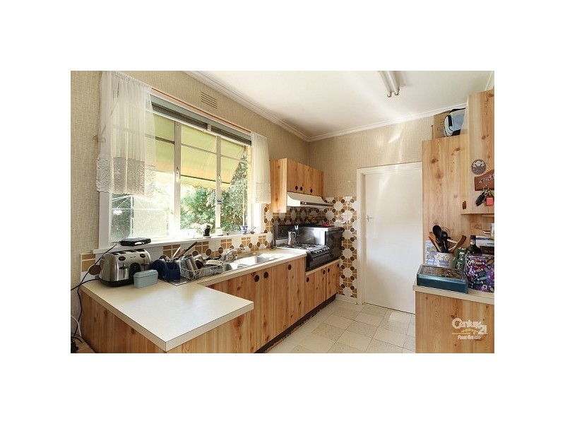 33 Beddoe Avenue, Bentleigh East VIC 3165