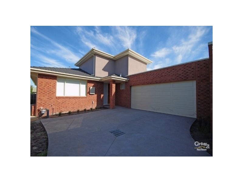 2/35 Wheeler Street, Ormond VIC 3204