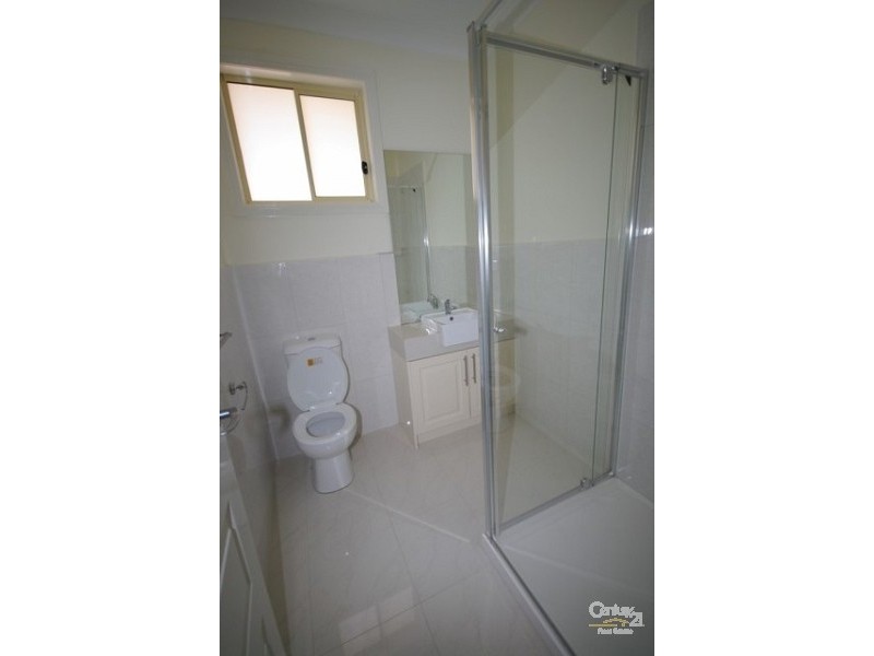 2/35 Wheeler Street, Ormond VIC 3204