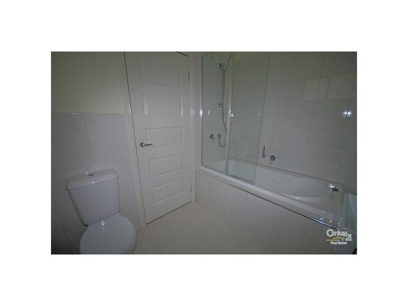 2/35 Wheeler Street, Ormond VIC 3204