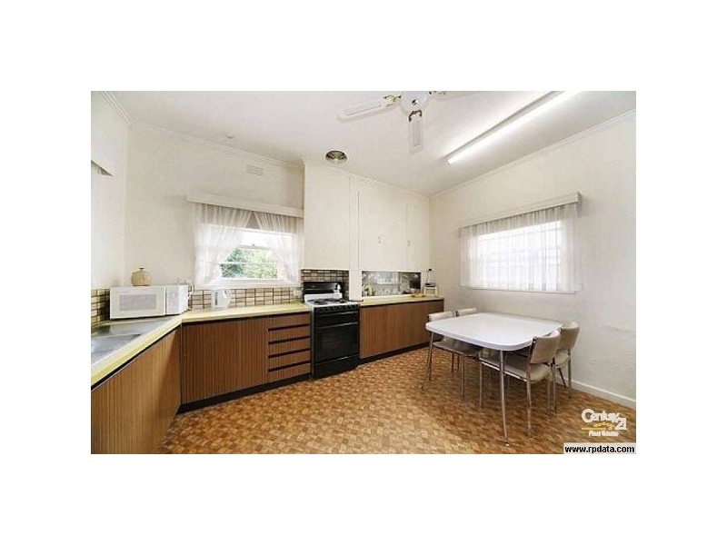 7 Blackshaw Street, Ormond VIC 3204