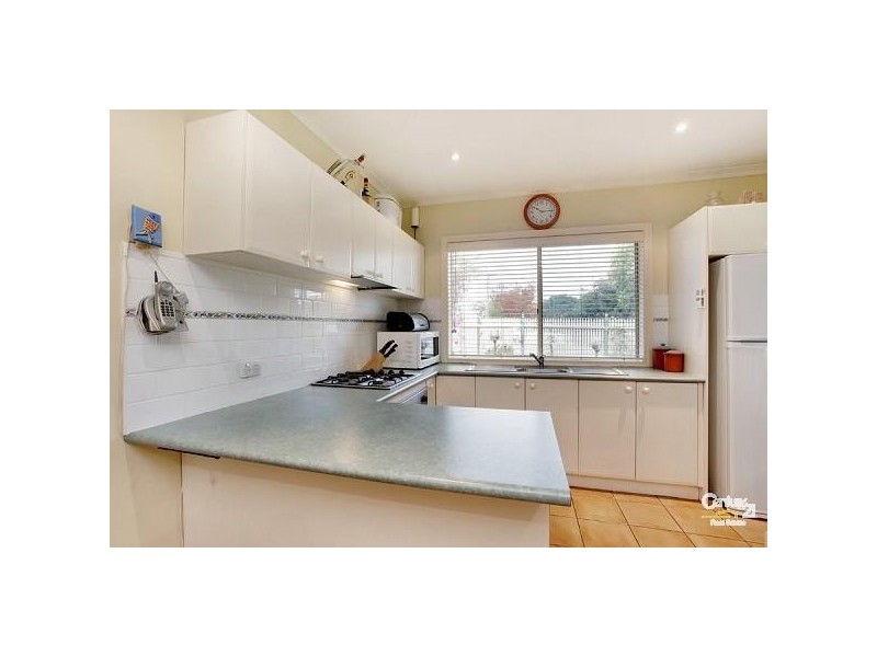 1/9 Wild Cherry Road, Ormond VIC 3204