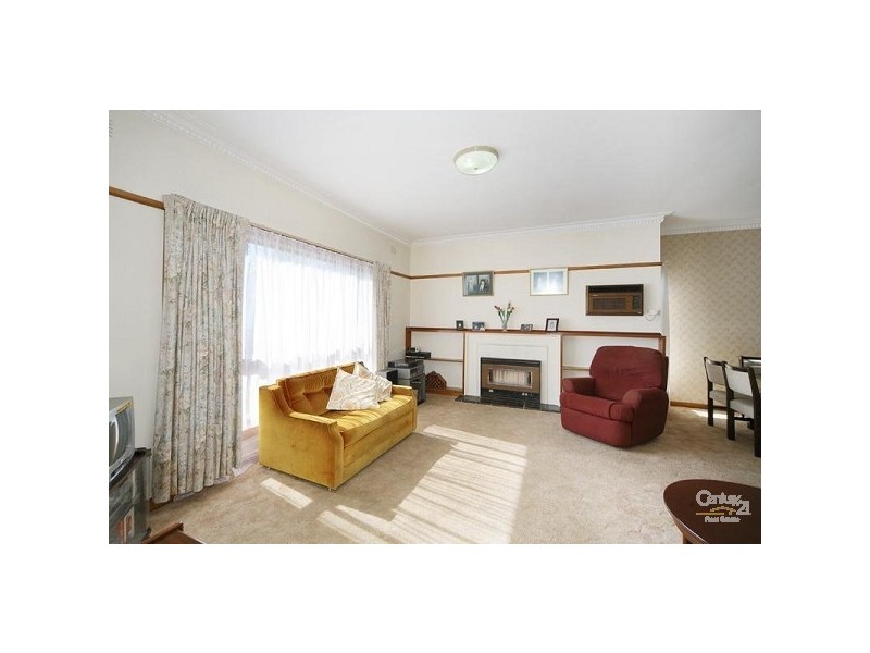 8 Pollina Street, Bentleigh East VIC 3165