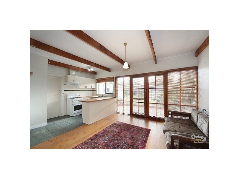 39 Carlton Street, Mckinnon VIC 3204