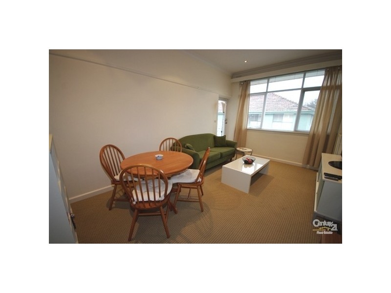 10/4 Osborne Avenue, Glen Iris VIC 3146