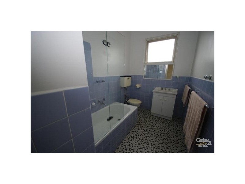 10/4 Osborne Avenue, Glen Iris VIC 3146