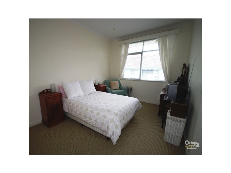 10/4 Osborne Avenue, Glen Iris VIC 3146