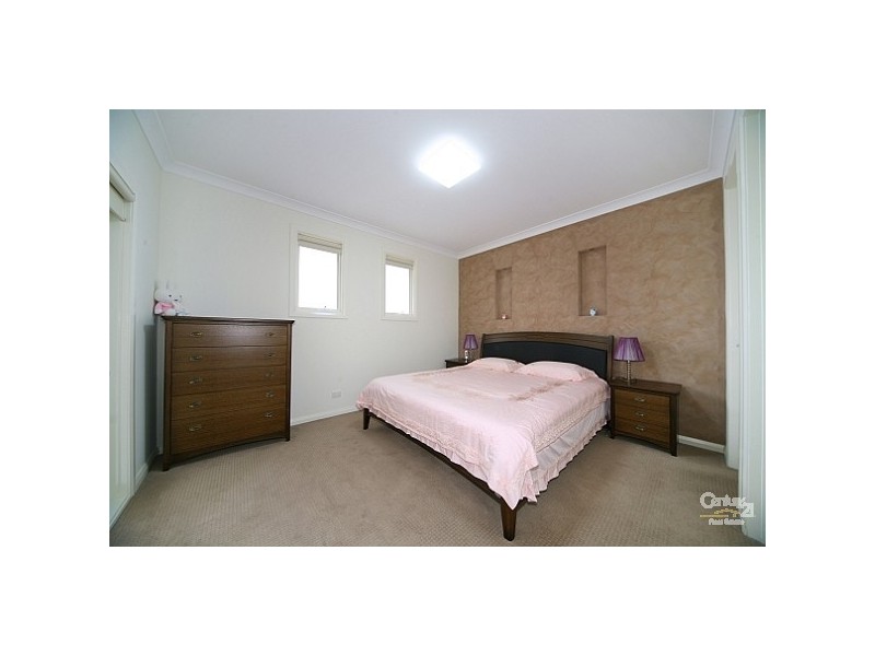 2/13 Bleazby Street, Bentleigh VIC 3204