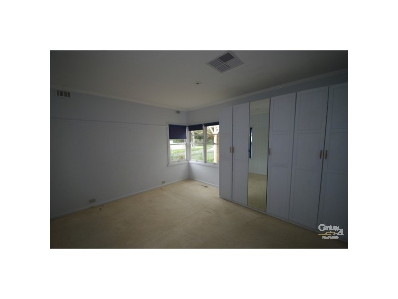 18 Luckins Road, Bentleigh VIC 3204