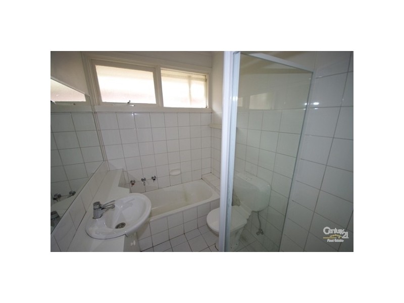 5/2 Elm Grove, Mckinnon VIC 3204