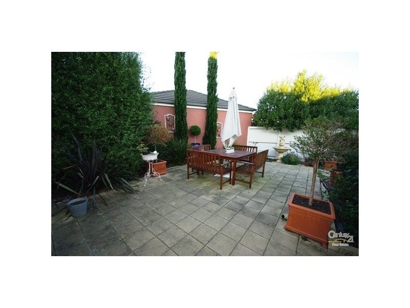 32 St Andrews Drive, Heatherton VIC 3202