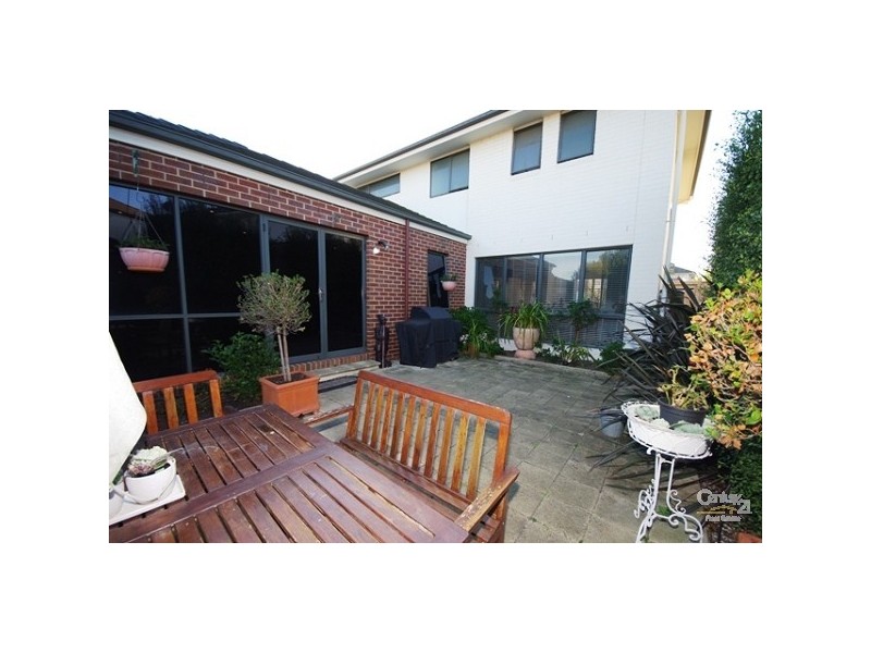 32 St Andrews Drive, Heatherton VIC 3202