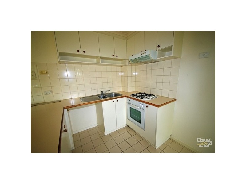 8/5 Warley Road, Malvern East VIC 3145