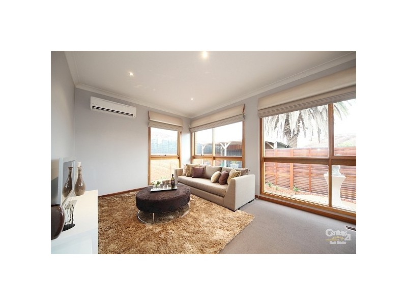 3/4 Leinster Street, Ormond VIC 3204