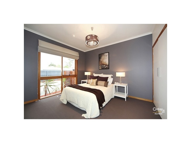 3/4 Leinster Street, Ormond VIC 3204