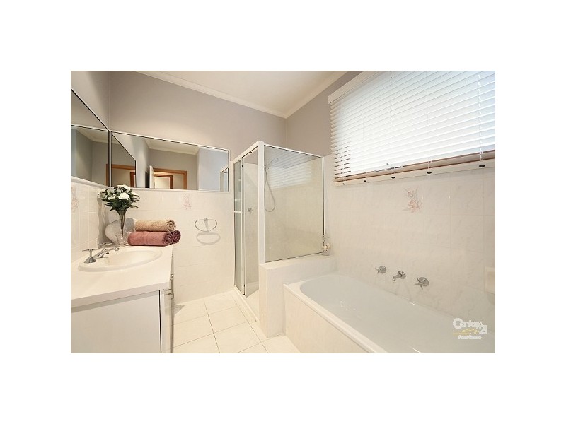 3/4 Leinster Street, Ormond VIC 3204