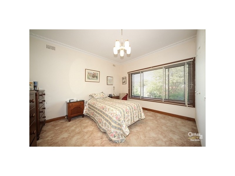 23 Buckingham Avenue, Bentleigh VIC 3204