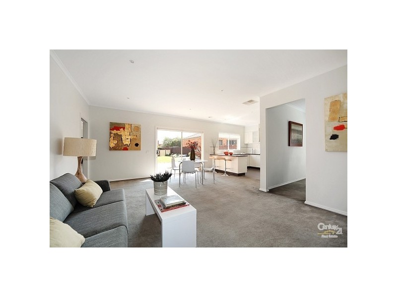 4 Soutar Place, Heatherton VIC 3202