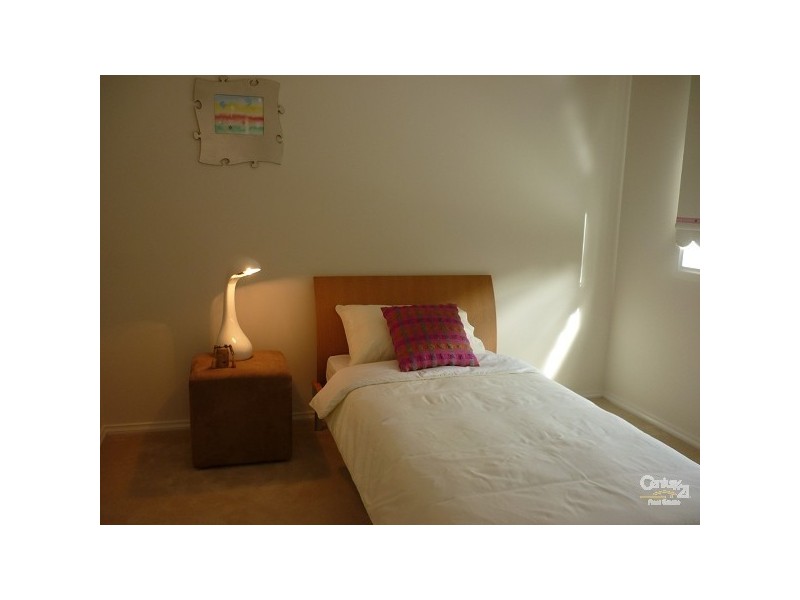 4 Soutar Place, Heatherton VIC 3202