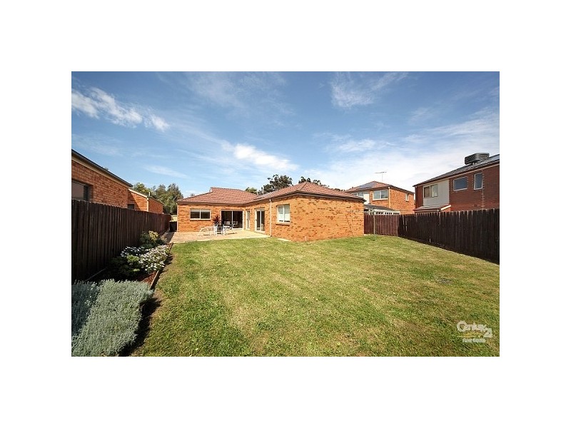 4 Soutar Place, Heatherton VIC 3202