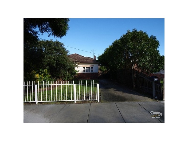 72 Oakleigh Road, Carnegie VIC 3163