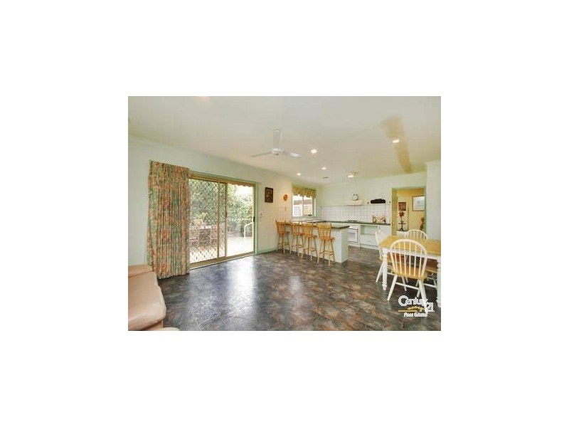 10 Victoria Street, Parkdale VIC 3195